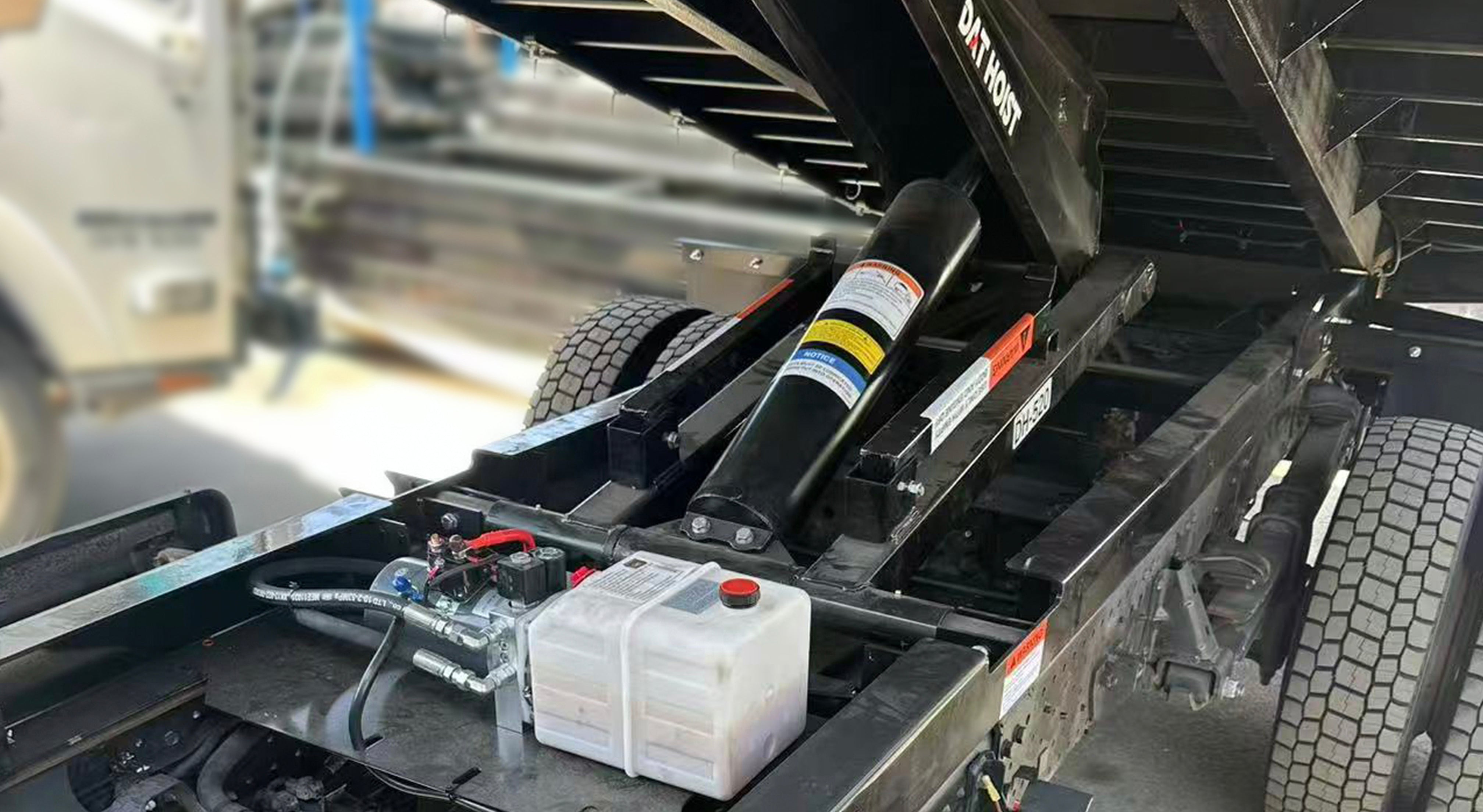 5 Warning Signs Your Dump Trailer Pump Is Failing – DAT HOIST